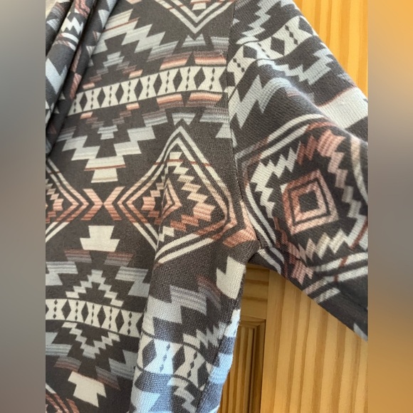 Wallflower Southwestern Blue Pink and Purple Hoodie Size Large - Picture 3 of 7